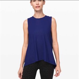 Lululemon In the Open Tank Larkspur 8